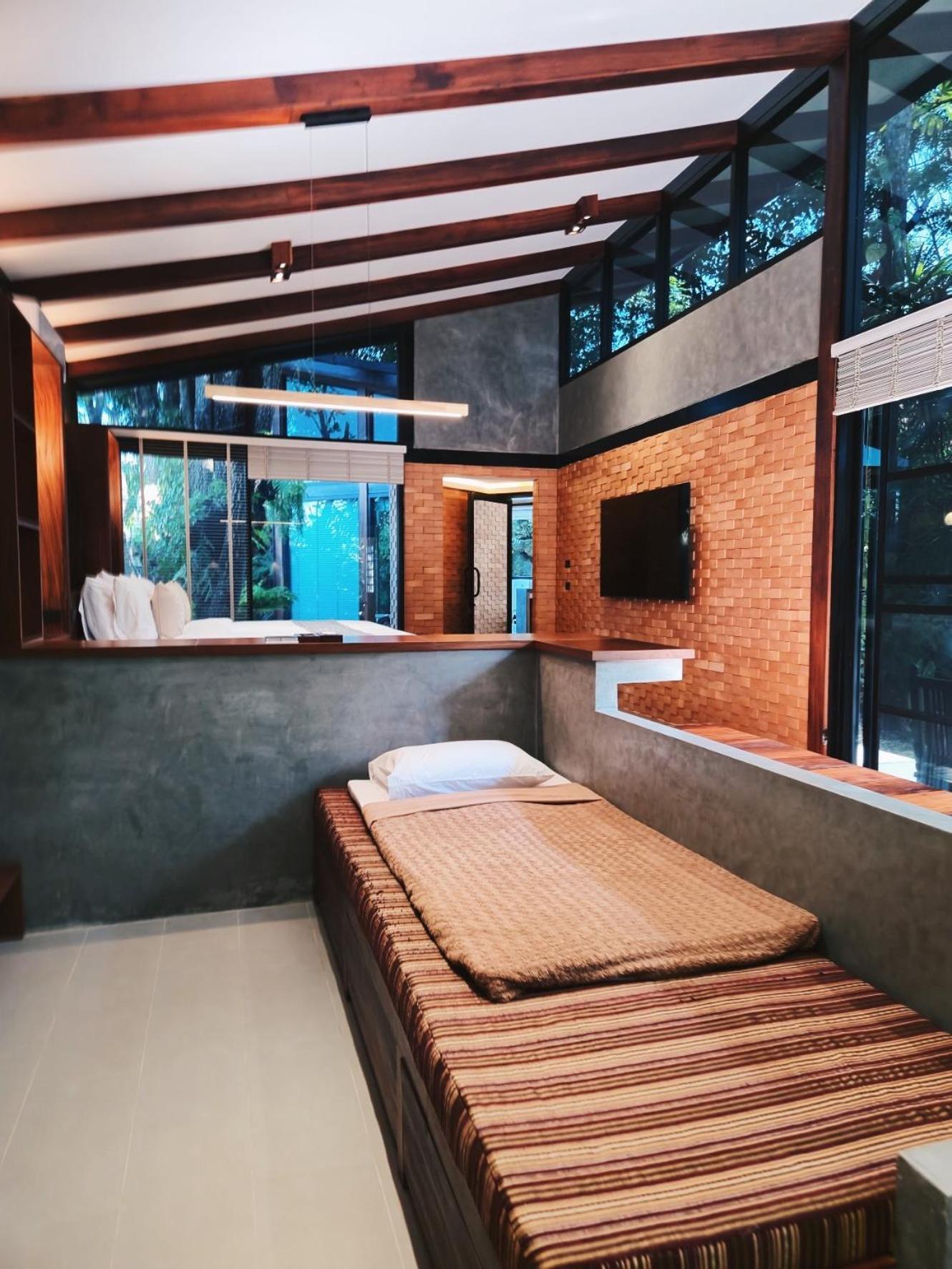 Baansuwanburi - บ้านสุวรรณบุรี Chiang Mai Zewnętrze zdjęcie